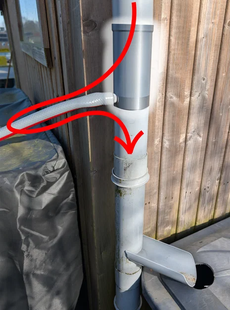 Bộ chuyển hướng nước mưa tùy chỉnh (Parametrized Rain Pipe Diverter) - Image 1