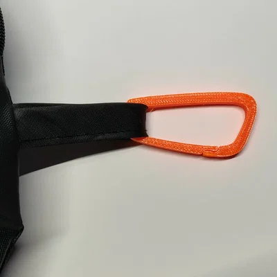 Móc khóa Carabiner đơn giản và tinh tế