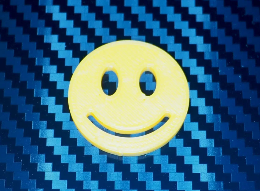 Đồng xu 3D Smiley tiện lợi dùng cho xe đẩy siêu thị - Image 1