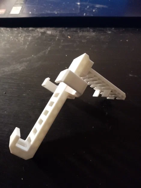 Giá đỡ điện thoại trên ô tô - Dễ in, không cần support - Image 6