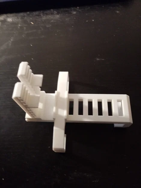 Giá đỡ điện thoại trên ô tô - Dễ in, không cần support - Image 10