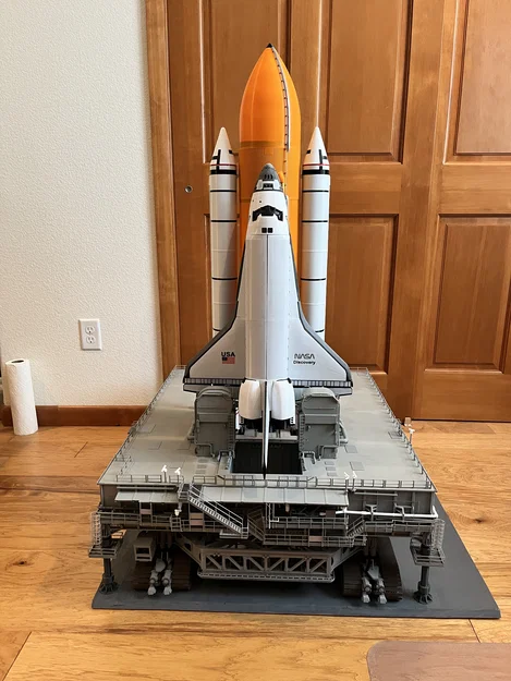 Mô hình Bệ phóng Di động Shuttle Mobile Launcher Platform - Image 1