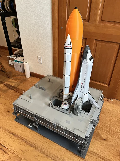 Mô hình Bệ phóng Di động Shuttle Mobile Launcher Platform - Image 9