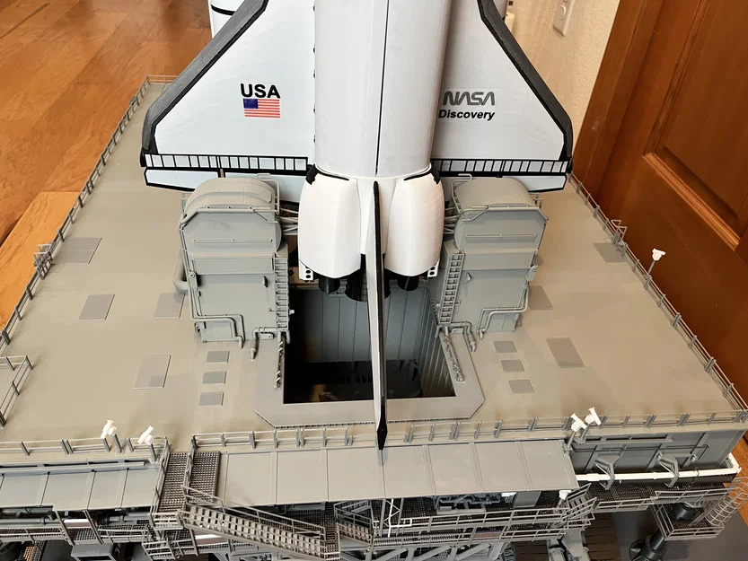 Mô hình Bệ phóng Di động Shuttle Mobile Launcher Platform - Image 11