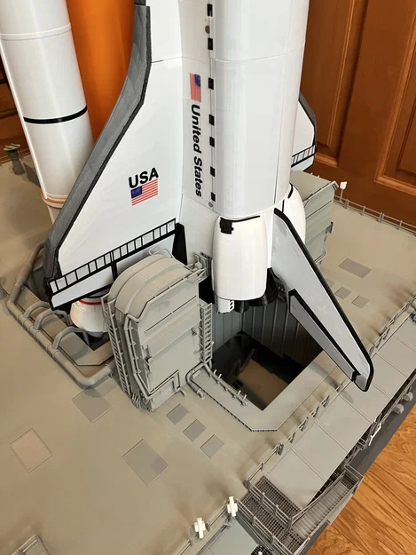 Mô hình Bệ phóng Di động Shuttle Mobile Launcher Platform - Image 13