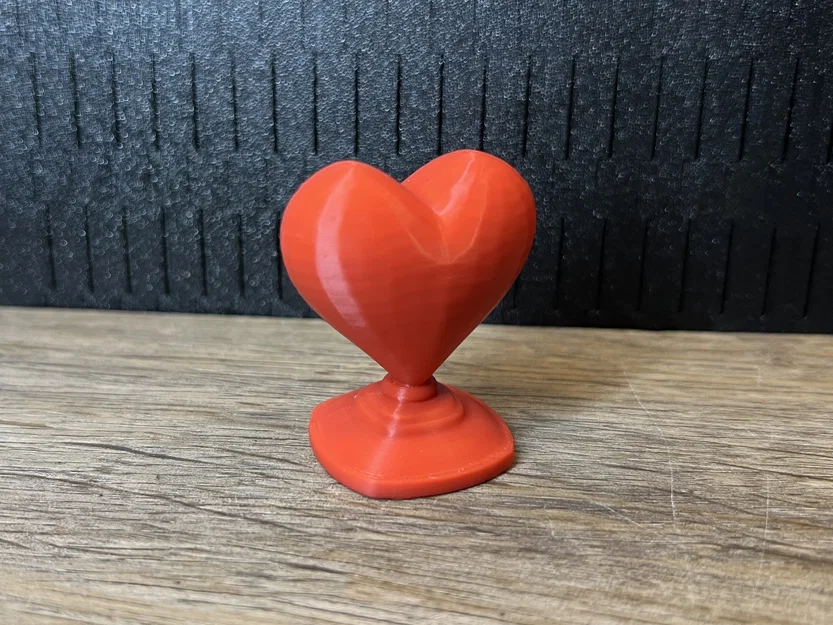 Mô hình tượng trái tim (Heart Sculpture) để bàn decor cực xinh - Image 2