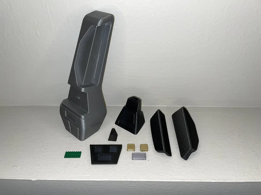 Mô hình Star Trek TNG 'Cobrahead' Phaser - Image 4