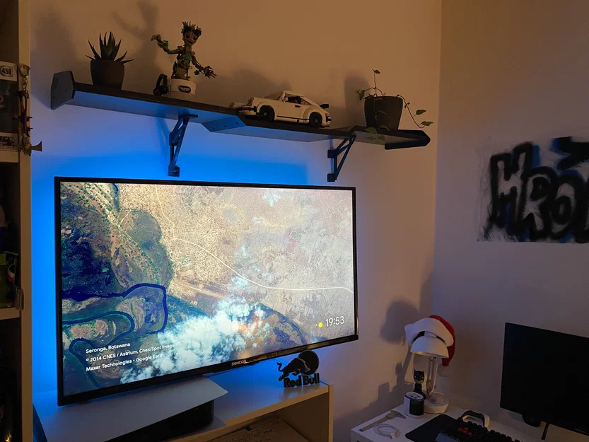 Kệ treo tường phong cách cánh gió xe hơi cực chất cho góc làm việc - Image 1