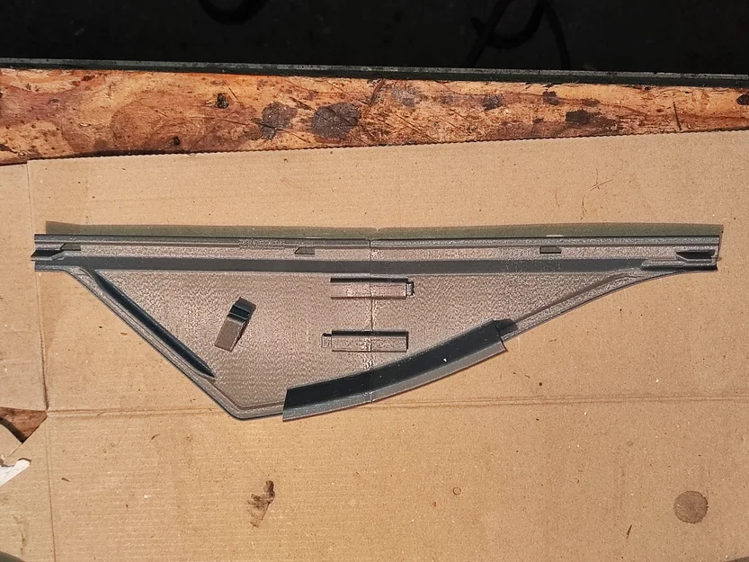 Nắp che bộ hỗ trợ dây an toàn cho Mercedes Benz C124 - Image 4