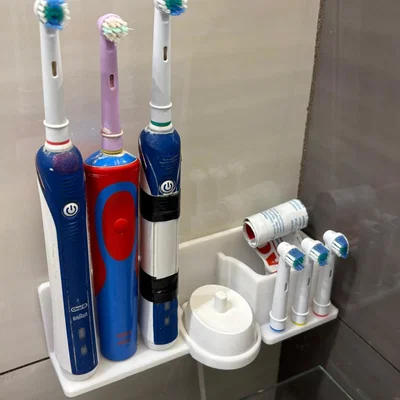 Giá đỡ bàn chải điện Oral-B (Sức chứa 3 bàn chải)