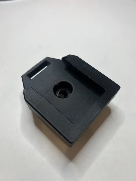 Ngàm gắn pin Parkside lên hộp dụng cụ Qbrick - Image 1