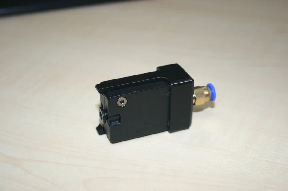 Giá đỡ ống dẫn nhựa (Bowden) cho cảm biến sợi nhựa SV08 - Image 2