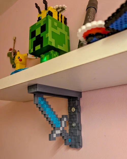 Giá đỡ kệ hình kiếm Minecraft - Image 1