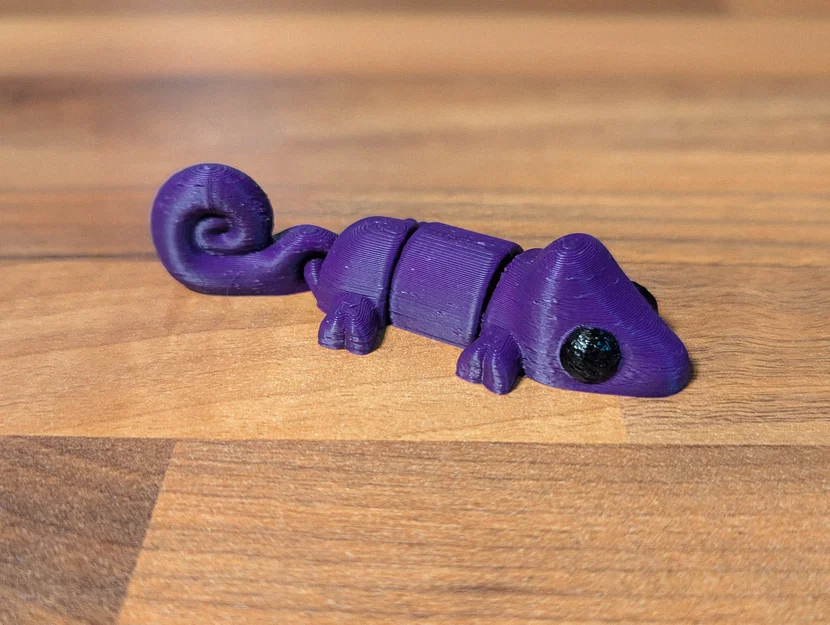 Tắc kè hoa khớp nối (Articulated Chameleon) - Image 2