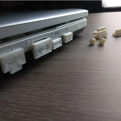 Nắp đậy chống bụi cho các cổng kết nối (Dust Cover)