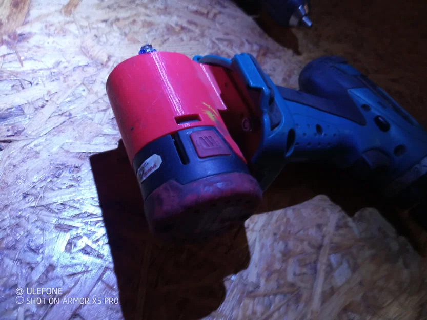 Bộ chuyển đổi pin Makita 12V sang pin Parkside X12V Team - Image 4