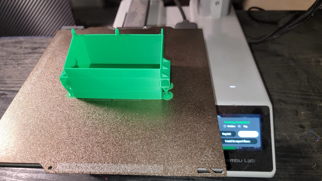 Mô hình thùng rác để bàn (Dumpster Fire) vui nhộn cho người làm việc - Image 3