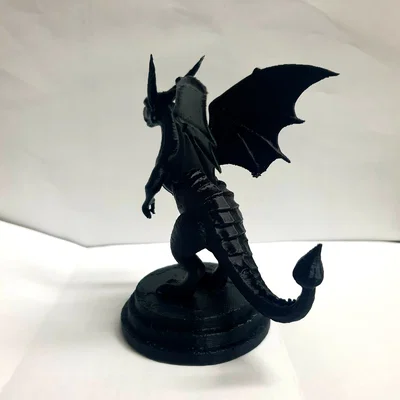 Tượng mô hình rồng (Drachen Büste) trang trí để bàn ấn tượng