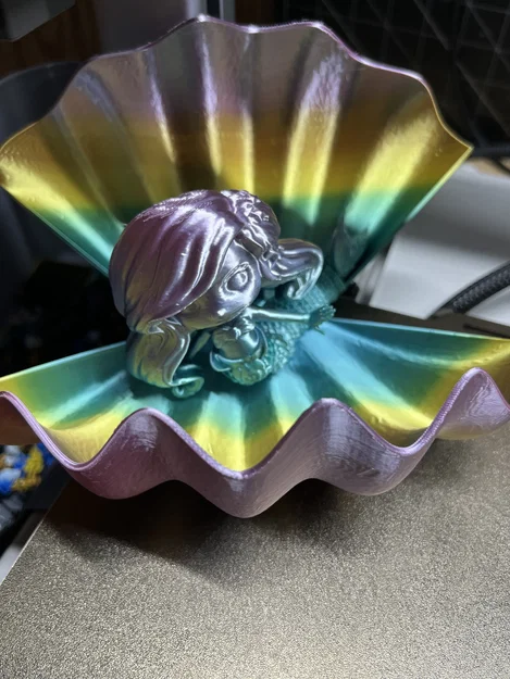 Nàng tiên cá khớp nối cùng vỏ sò (Articulated Mermaid with Shell) - Image 1