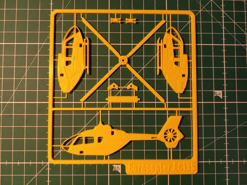 Mô hình Kit Card trực thăng Eurocopter EC135 / Airbus H135 - Image 2