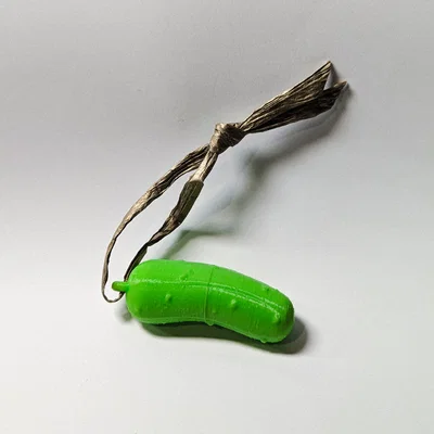 Đồ trang trí hình trái dưa chuột Giáng sinh (Christmas Pickle Ornament)