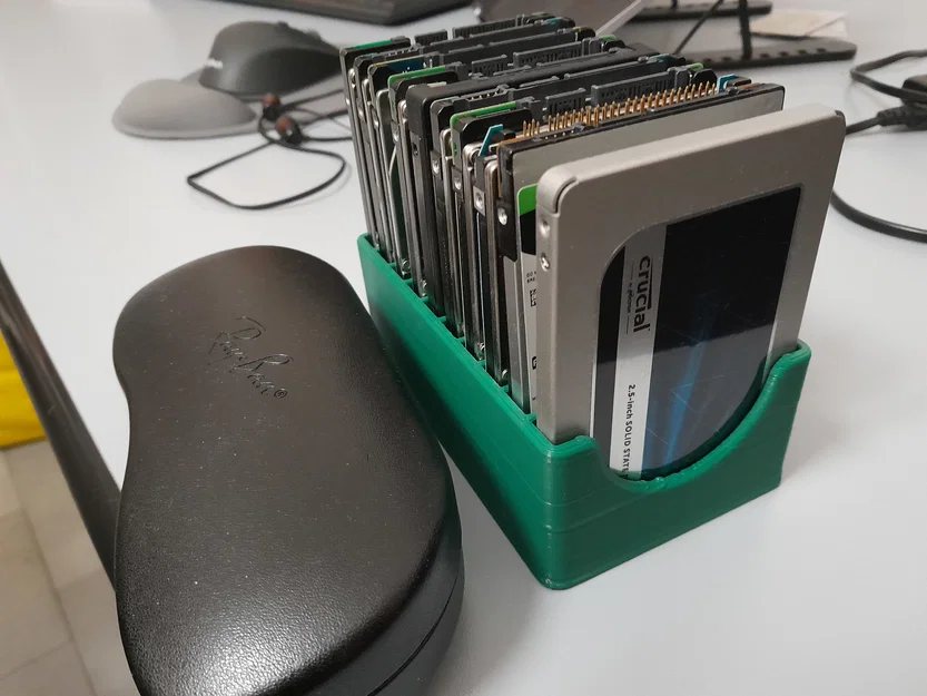 Khay đựng ổ cứng 2.5 inch HDD/SSD: Giải pháp sắp xếp ngăn nắp cho bàn làm việc - Image 2