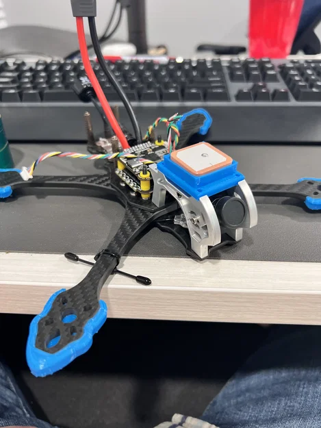 Miếng gắn GPS phía trước cho Mark5 FPV bằng TPU - BZ-251 - Image 1