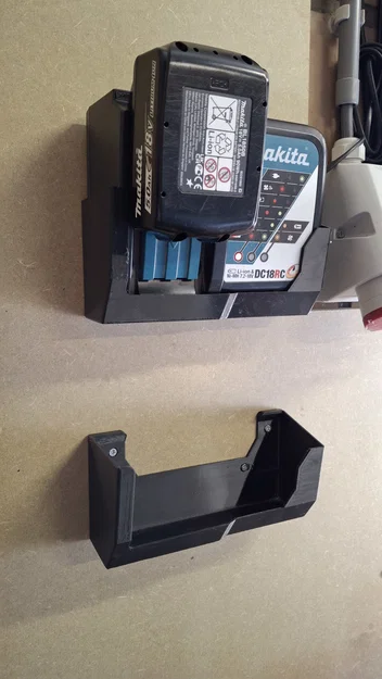 Giá treo tường bộ sạc pin Makita - Gọn gàng, dễ in, không cần support - Image 2