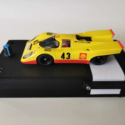 Thiết bị chà nhám và cân bằng lốp xe Slot Car