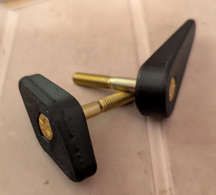 Tay cầm bu-lông dạng cánh (có thể tùy chỉnh và tham số hóa, kèm file OpenSCAD) - Image 1