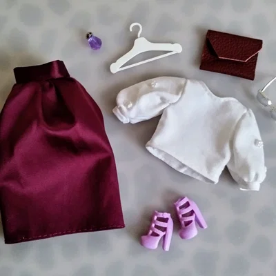 Giá Treo Quần Áo Búp Bê / Móc Treo Búp Bê