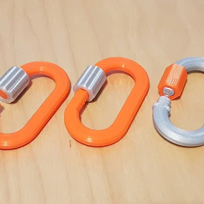 Móc khóa carabiner có khóa an toàn chắc chắn