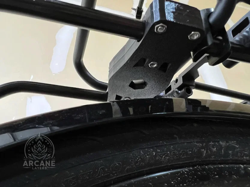 Ốp gắn Airtag cho baga xe đạp (Airtag Holder For Bike Rack) - Image 2