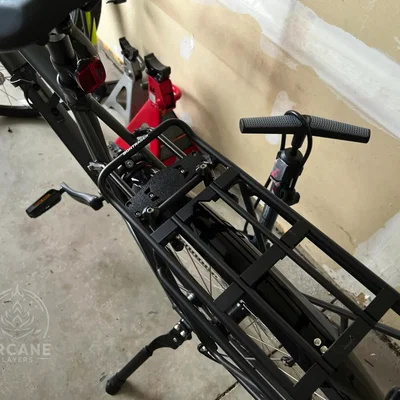 Ốp gắn Airtag cho baga xe đạp (Airtag Holder For Bike Rack)