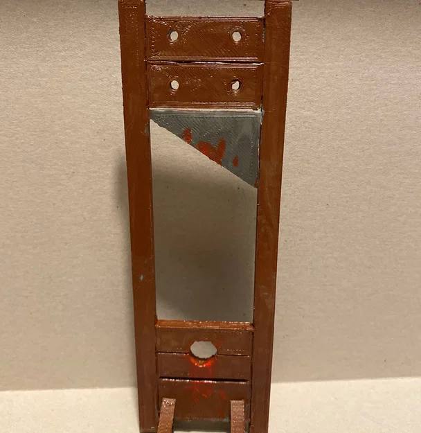 Guillotine -- Hộp đựng & tổ chức thẻ bài kèm mô hình máy chém nâng cấp - Image 3