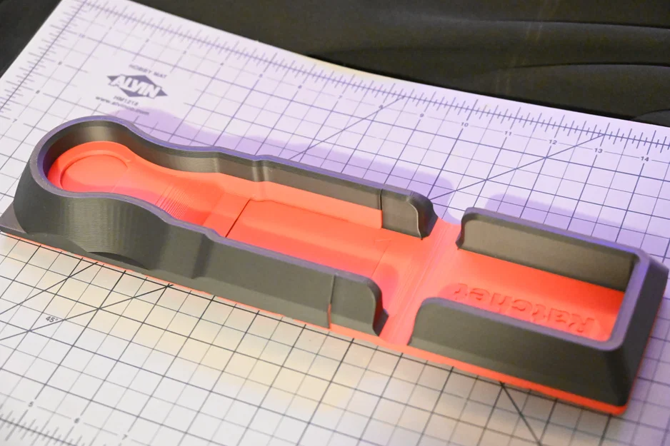 Khay Shadow Tray Gridfinity - Milwaukee 3/8in Ratchet 2557-20 - Image 2