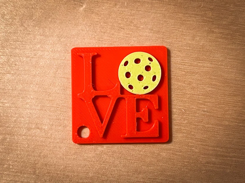 Móc khóa Pickleball chủ đề LOVE - Mẫu in 3D độc đáo - Image 1