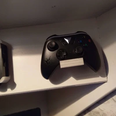 Giá treo tường cho tay cầm Xbox