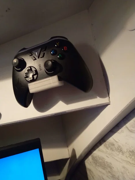 Giá treo tường cho tay cầm Xbox - Image 2