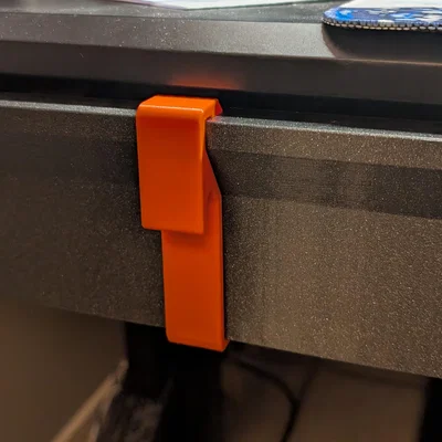 Hệ thống hộc tủ Gridfinity gắn dưới bàn