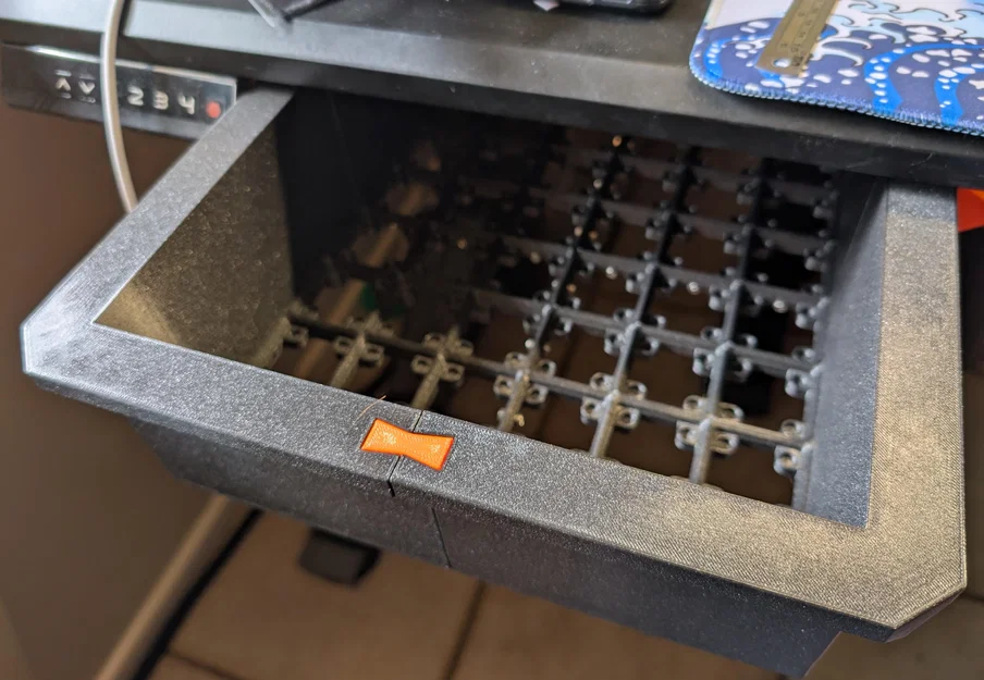 Hệ thống hộc tủ Gridfinity gắn dưới bàn - Image 9