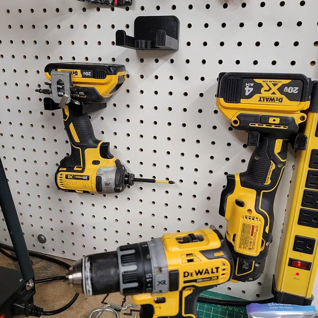 Giá treo máy khoan Dewalt hệ Peglock của Sy - Image 1