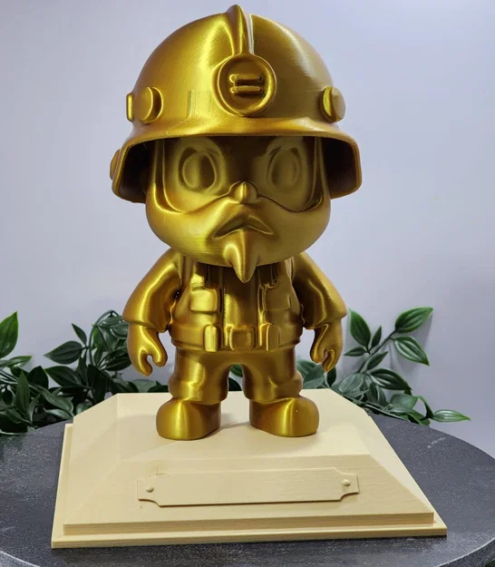 Mô hình tượng lính cứu hỏa PrintMon Firefighter - Image 1