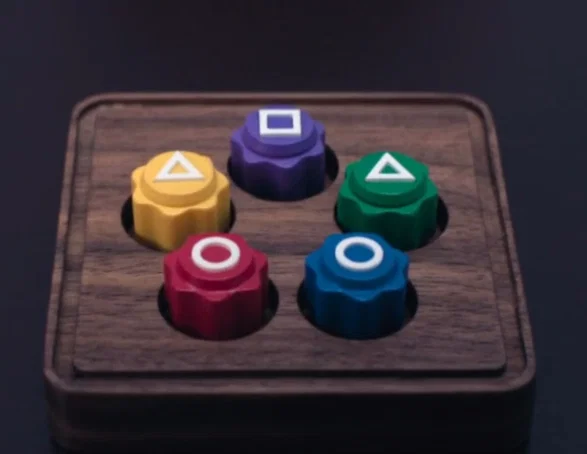 Bộ trò chơi Gong-gi trong Squid Game Mùa 2 - Image 5