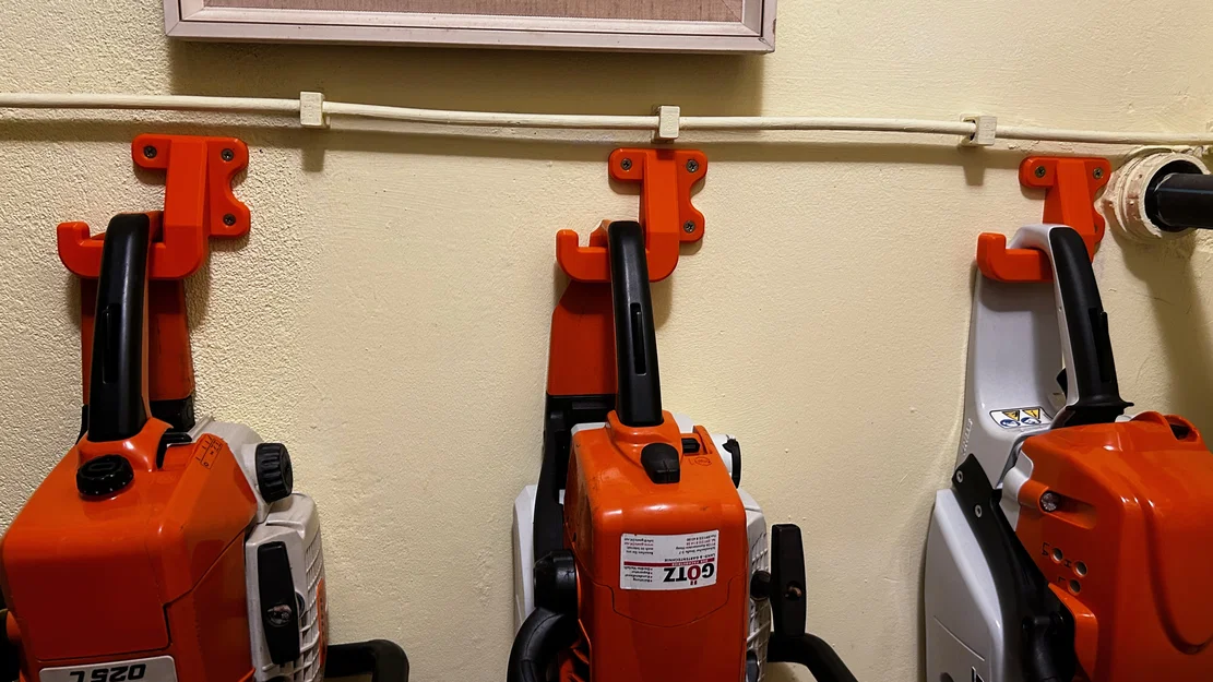 Giá treo tường cho máy cưa xích (STIHL 025) - Image 4