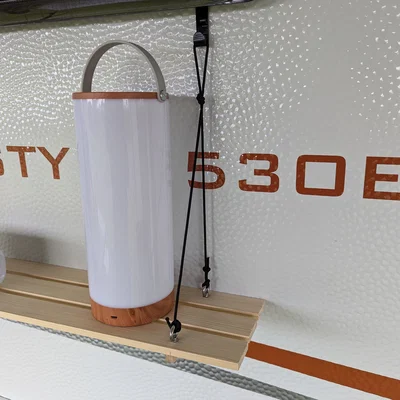 Móc Treo Kệ Cửa Sổ LMC Cho Xe Caravan