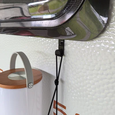 Móc Treo Kệ Cửa Sổ LMC Cho Xe Caravan