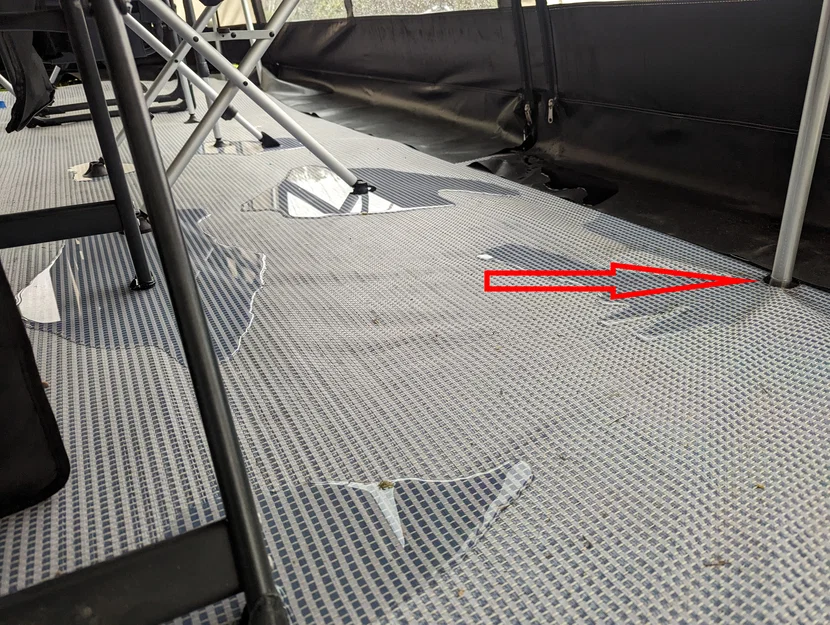 Nắp bảo vệ chân cọc dựng lều Wigo giúp chống rách thảm hiệu quả - Image 2