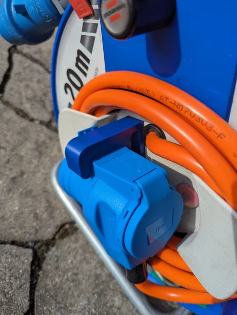 Giá treo đầu cắm CEE cho cuộn dây điện Brennenstuhl Garant - Image 2