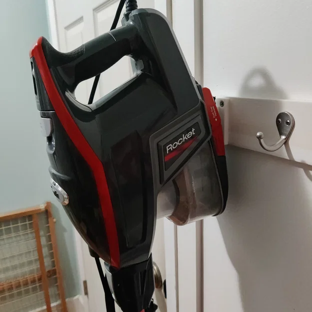 Móc treo tường gọn cho máy hút bụi Shark Rocket Pro - Image 1